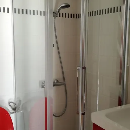 Mezzanine Proche Avec Terrasse, Parking Et Animaux Admis - Fr-1-194-326 Appartamento