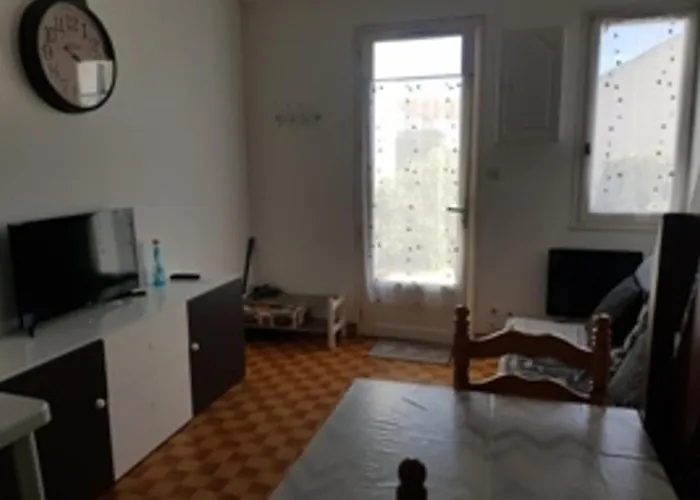 Mezzanine Proche Avec Terrasse, Parking Et Animaux Admis - Fr-1-194-326 * La Faute-sur-Mer